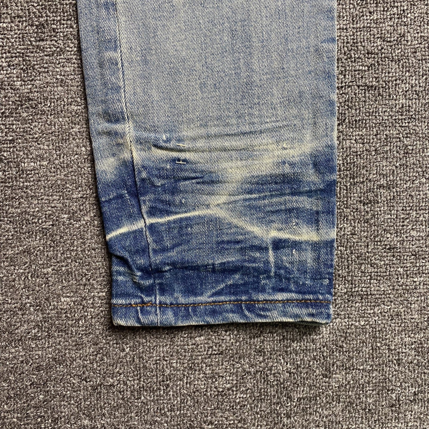 AMIRI VARSITY LOGO JEANS